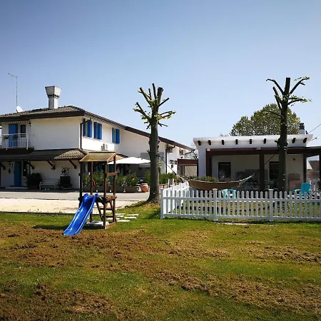 Roma Holidays Bed & Breakfast *