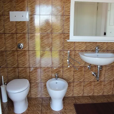 Roma Holidays Bed & Breakfast