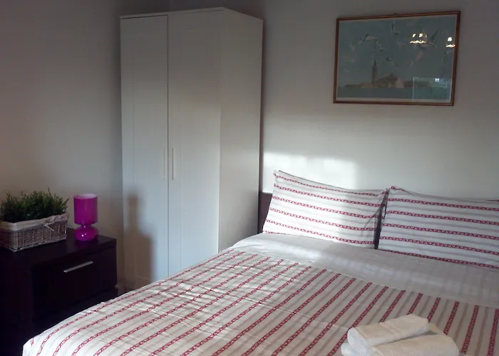 Oda ve Kahvaltı Roma Holidays Jesolo
