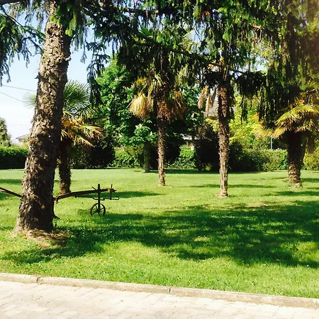 Roma Holidays 4* יזולו