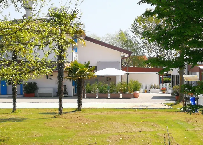 Roma Holidays 4*